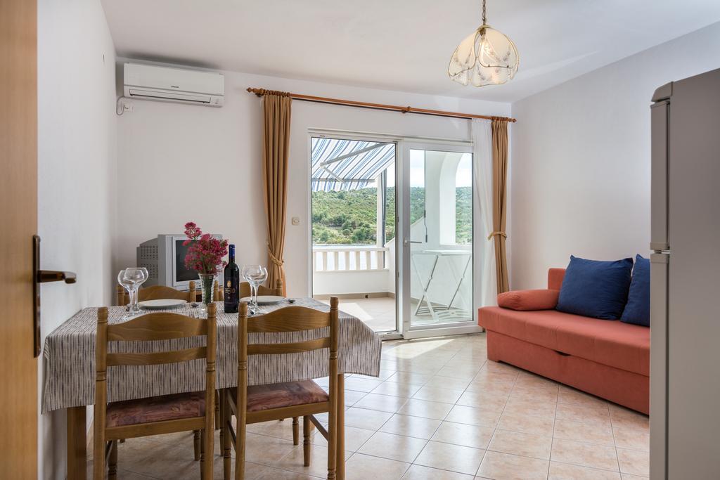Apartments Mirko Винишче Номер фото